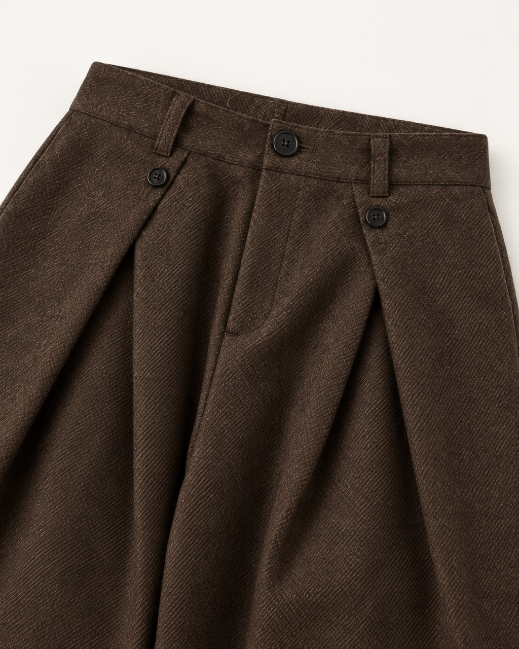 Men's Vintage Pleated Trousers in Coffee — waist detail